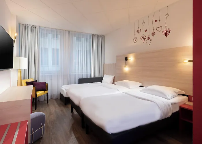 Greet Alexanderplatz Hotel 3*