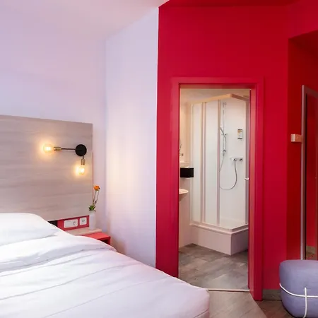 Greet Alexanderplatz Hotel