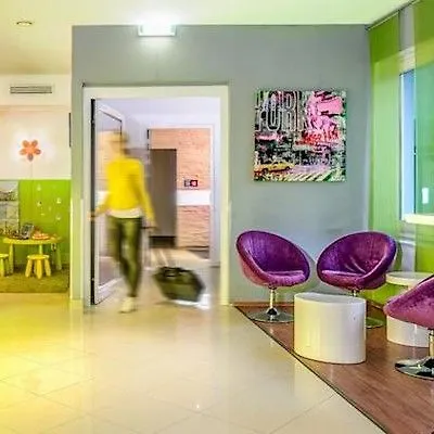Greet Alexanderplatz Hotell 3*