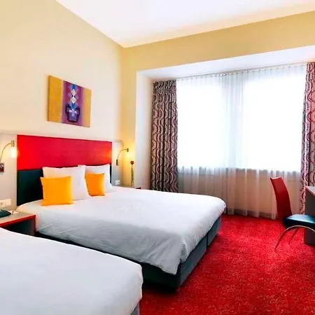 ホテル イビス スタイルズ アレクサンダープラッツ 3*